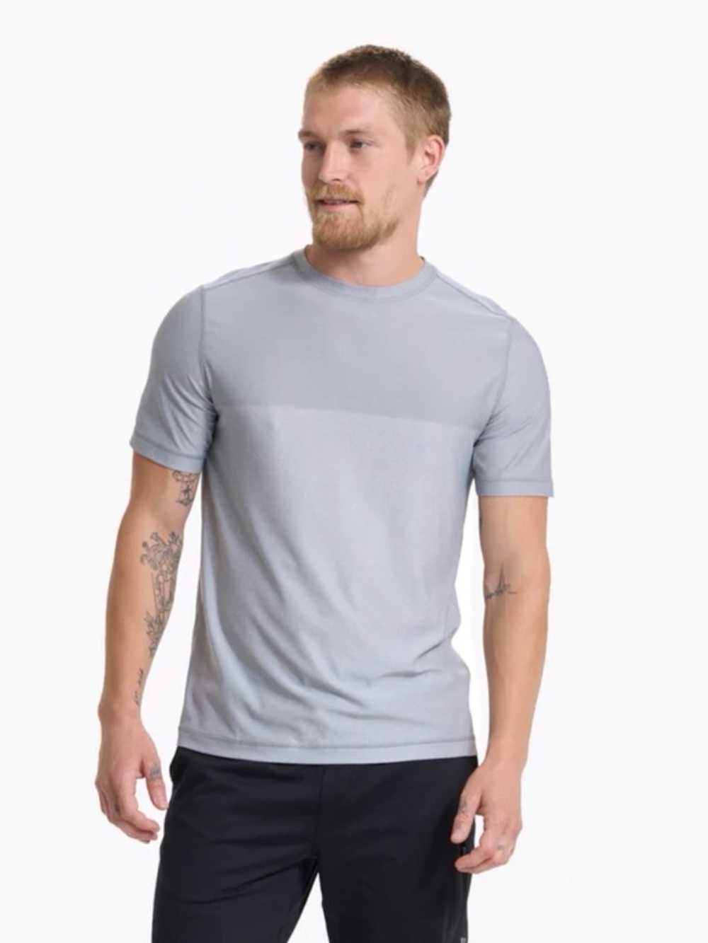 Vuori Grandview Tech Athletic Short Sleeve Grey T Shirt - Picture 2 of 8
